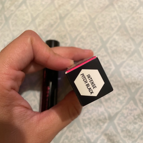 5 items x $25 Benefit Cosmetics Bad Gal Bang Bigger Badder Mascara - Picture 4 of 4